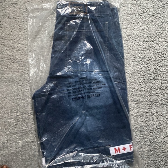 Marithe Francois Girbaud baggy jeans shorts sizes 36 to 40 - Picture 3 of 5